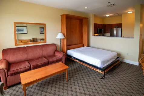448 Qtr. I V Jackson Gore Inn Ludlow VT 05149