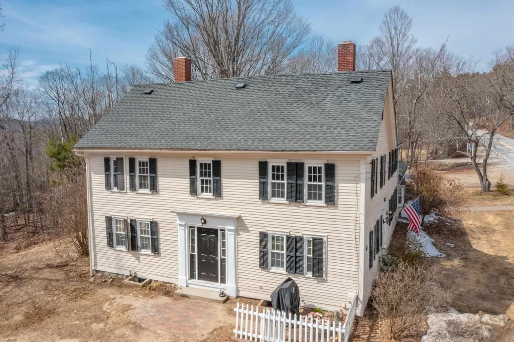 60 Winona Road Meredith NH 03253