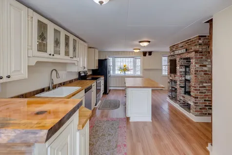 60 Winona Road Meredith NH 03253