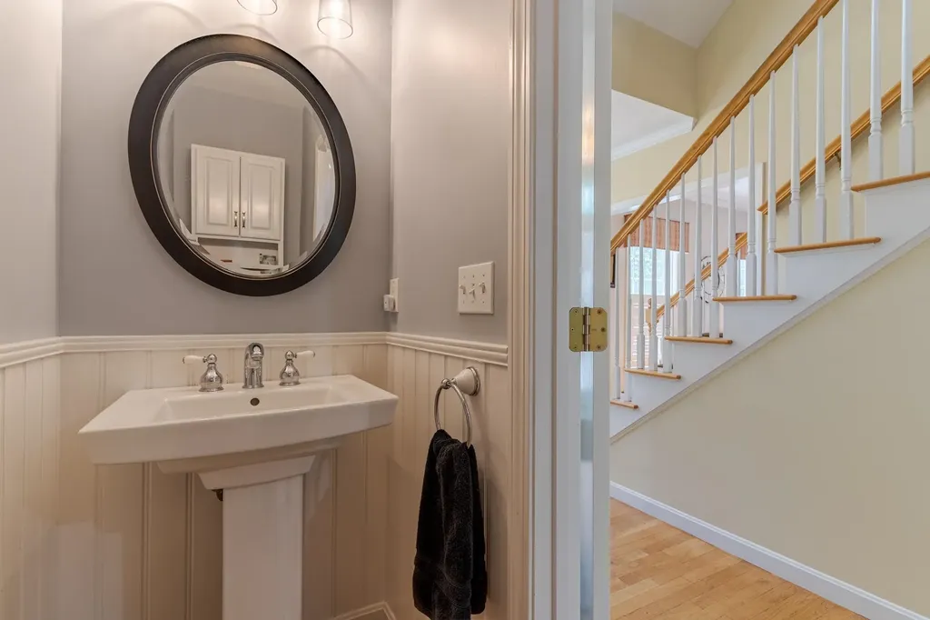 5 Blackford Drive Exeter NH 03833