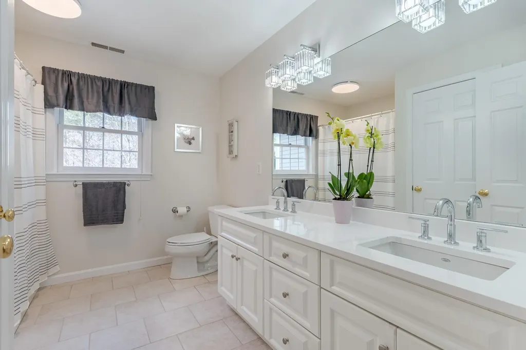 5 Blackford Drive Exeter NH 03833