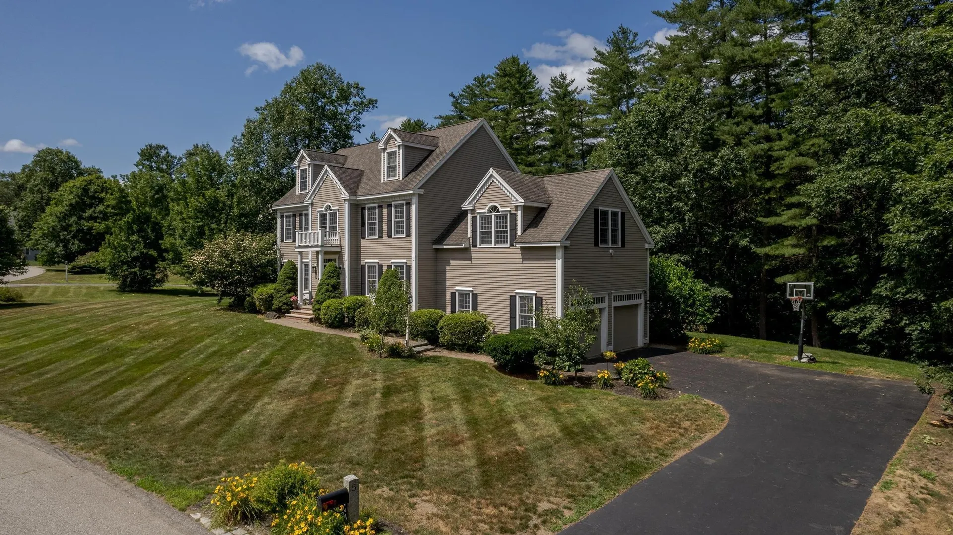 5 Blackford Drive Exeter NH 03833