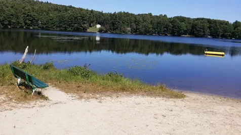 14-077 Deerpoint Drive Hillsborough NH 03244