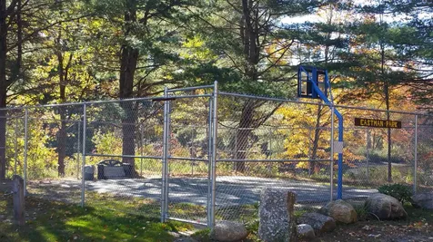 14-077 Deerpoint Drive Hillsborough NH 03244