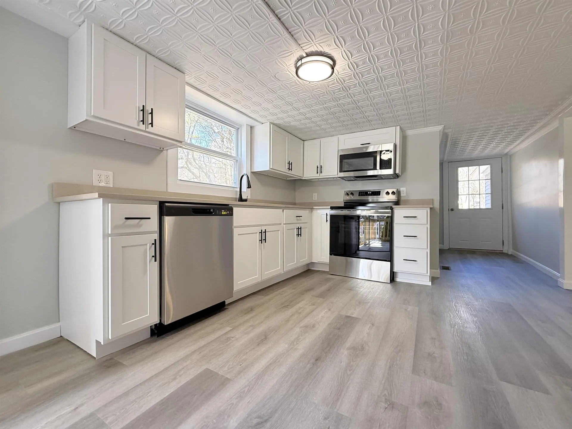 30 Sweatt Street Boscawen NH 03303