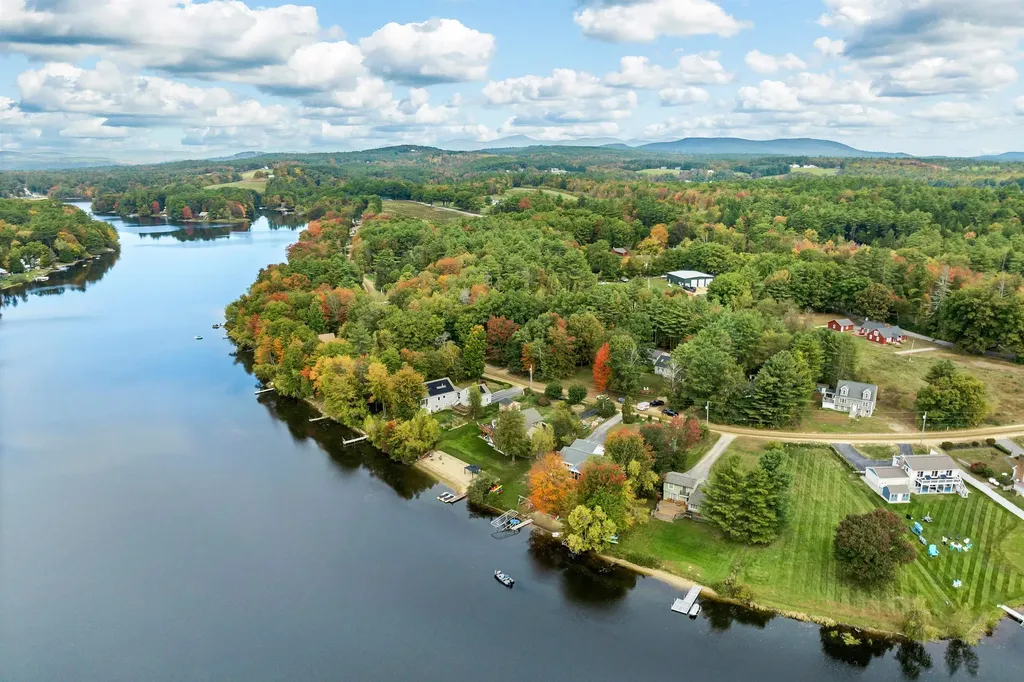 157 Georgetown Drive Barnstead NH 03225