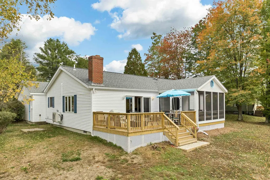 157 Georgetown Drive Barnstead NH 03225