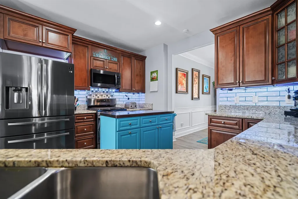 523 Coolidge Avenue Manchester NH 03102