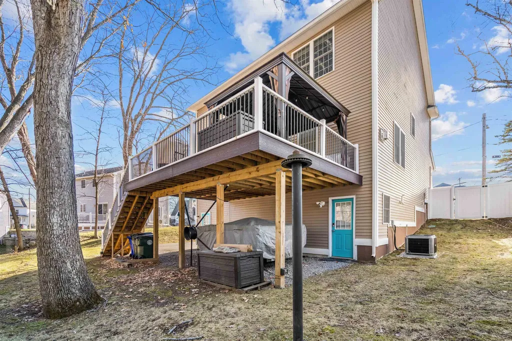 523 Coolidge Avenue Manchester NH 03102