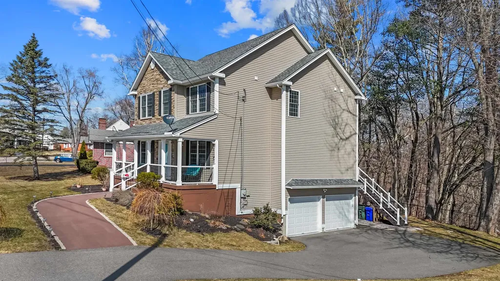 523 Coolidge Avenue Manchester NH 03102