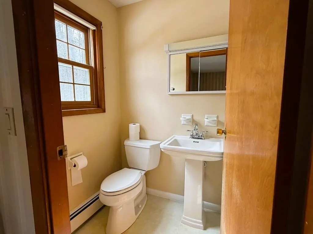 59 White Rock Hill Road Bow NH 03304
