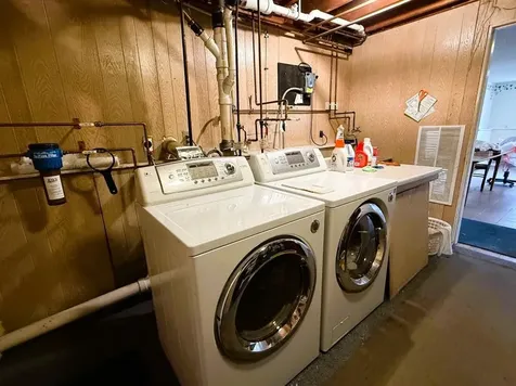 59 White Rock Hill Road Bow NH 03304