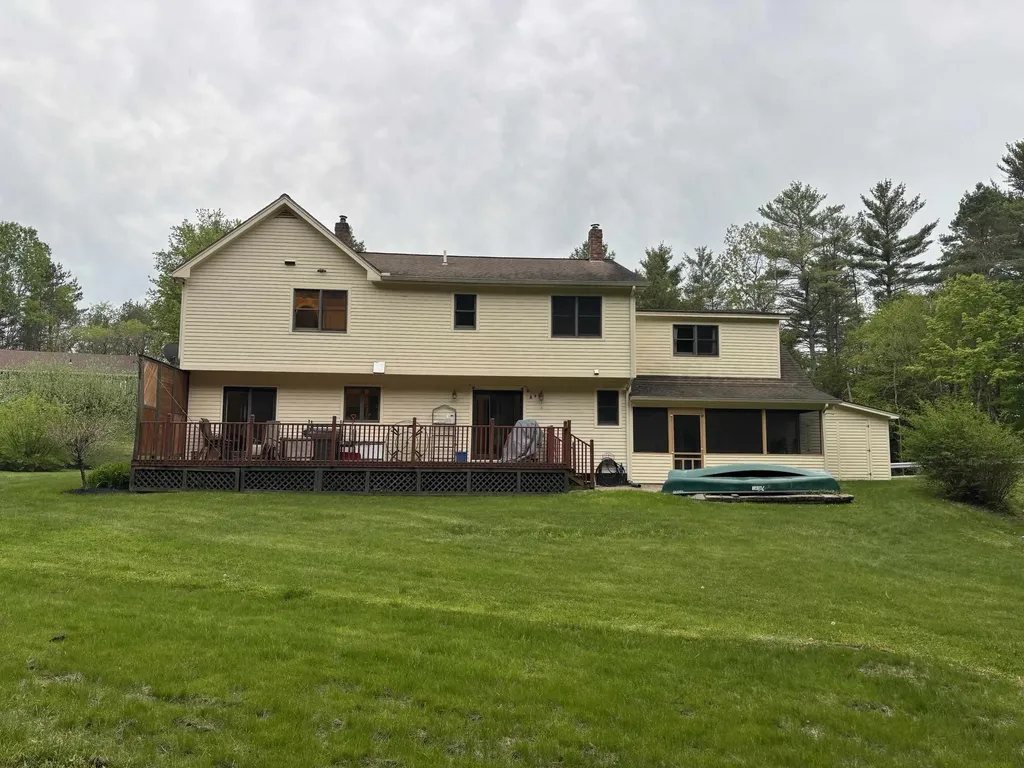 322 Farmer Drive St. Johnsbury VT 05819