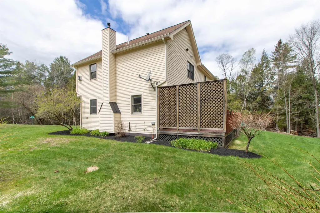 322 Farmer Drive St. Johnsbury VT 05819