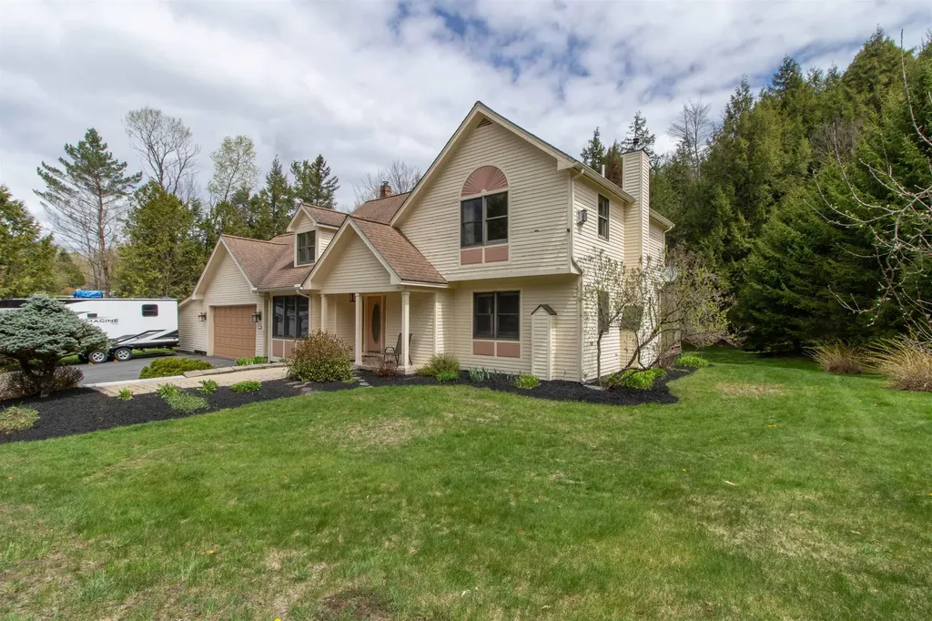 322 Farmer Drive St. Johnsbury VT 05819