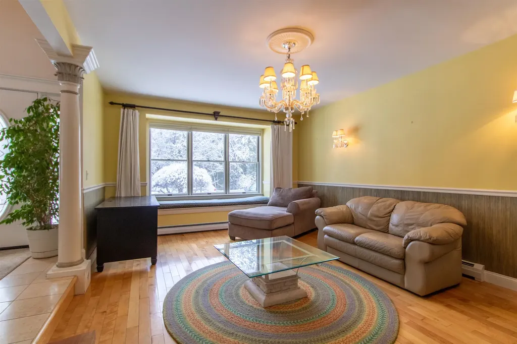 322 Farmer Drive St. Johnsbury VT 05819