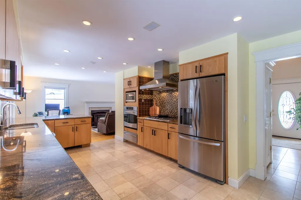 322 Farmer Drive St. Johnsbury VT 05819
