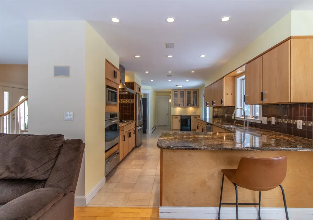322 Farmer Drive St. Johnsbury VT 05819