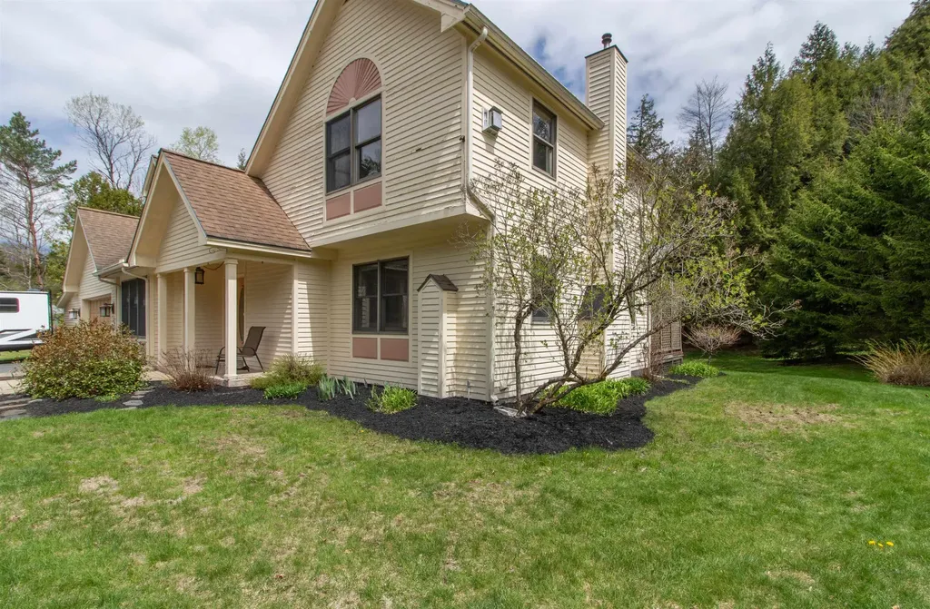 322 Farmer Drive St. Johnsbury VT 05819