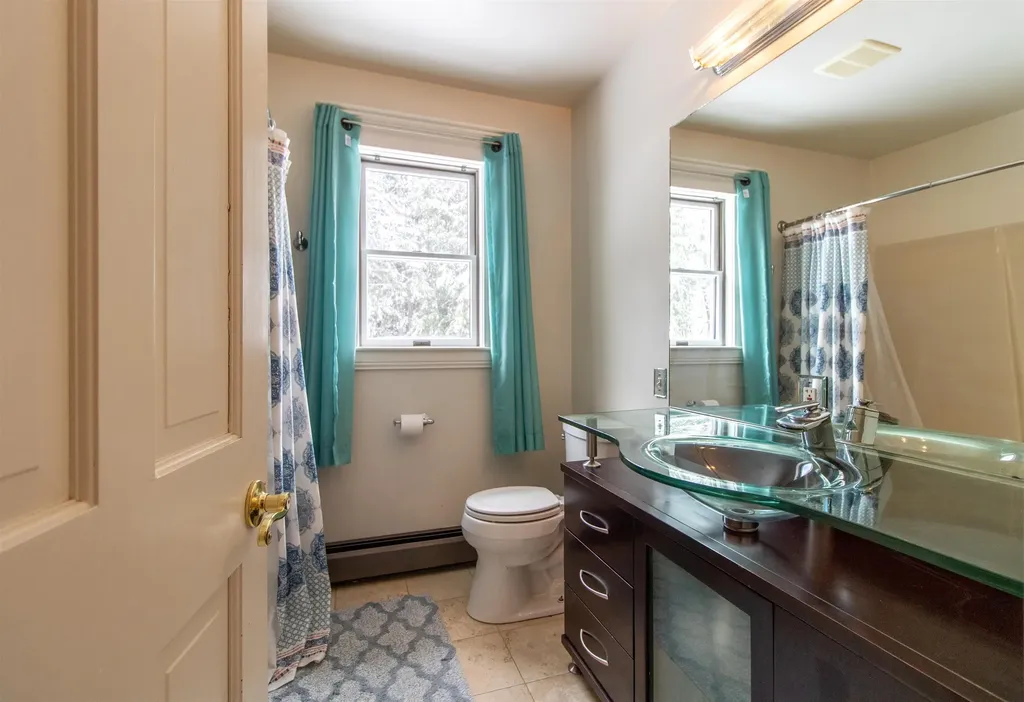 322 Farmer Drive St. Johnsbury VT 05819