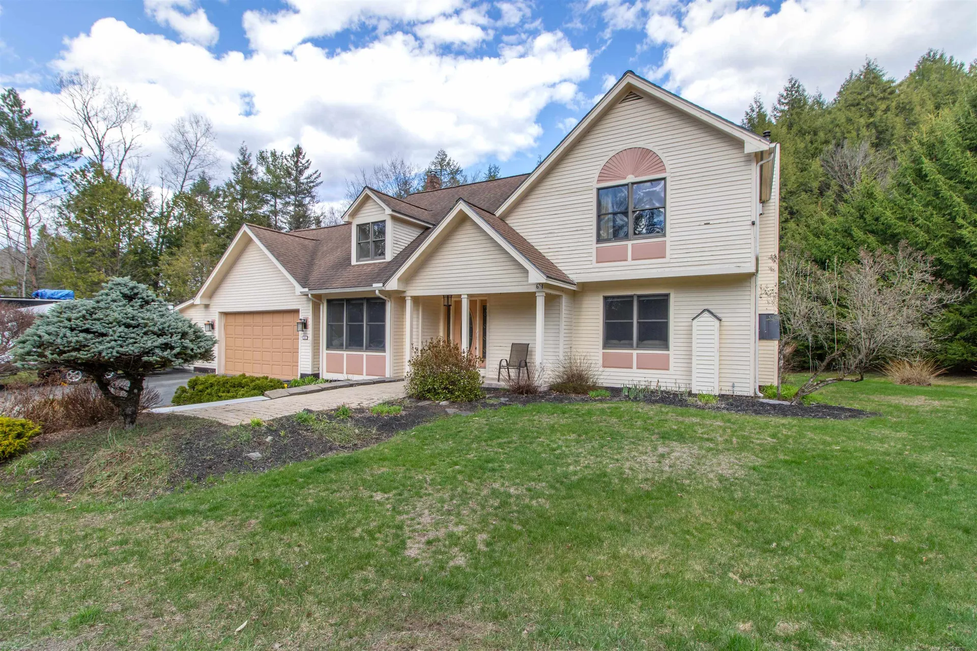 322 Farmer Drive St. Johnsbury VT 05819