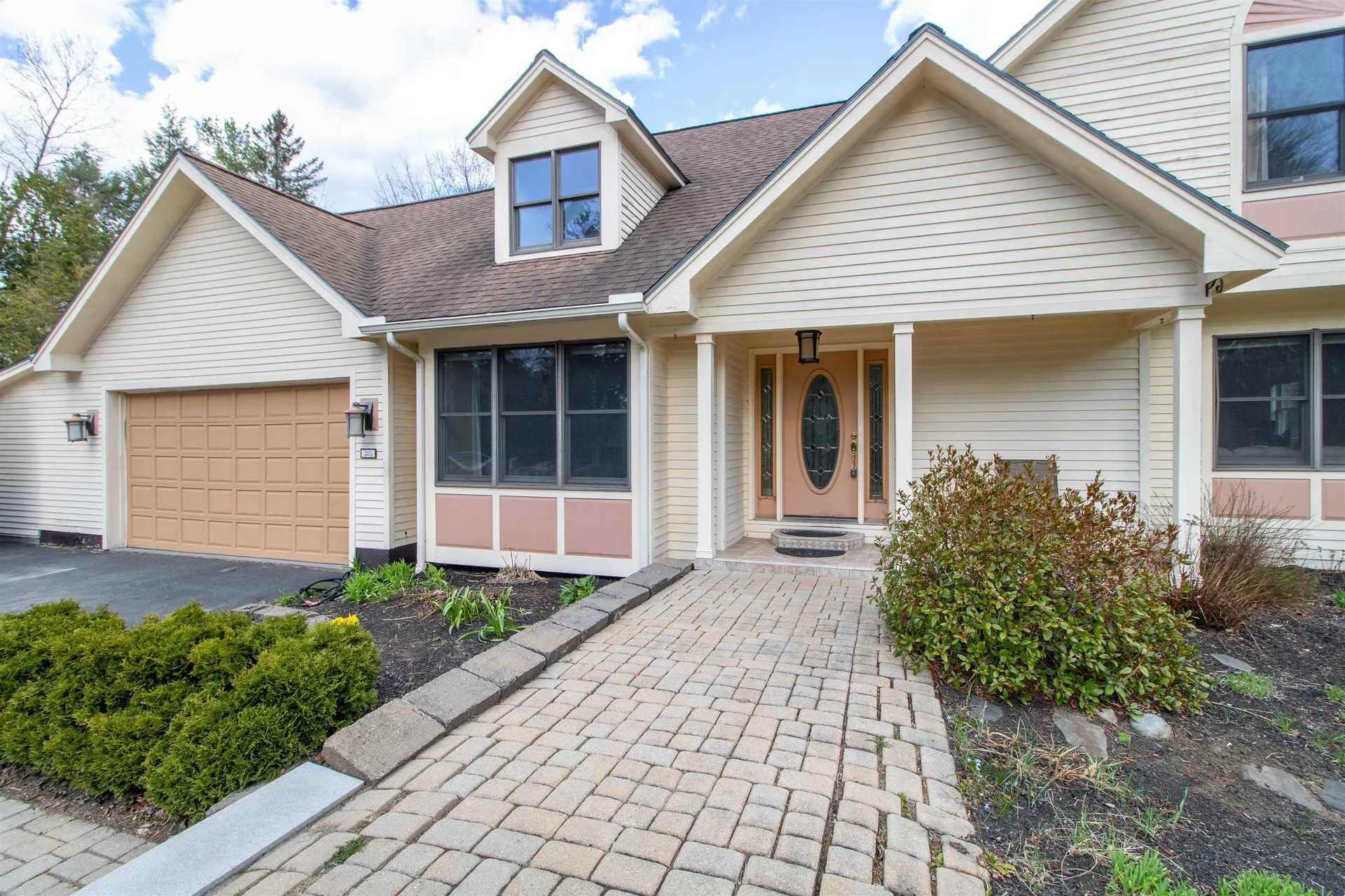 322 Farmer Drive St. Johnsbury VT 05819
