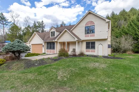 322 Farmer Drive St. Johnsbury VT 05819