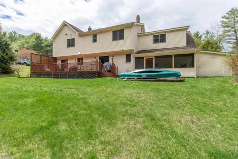 322 Farmer Drive St. Johnsbury VT 05819