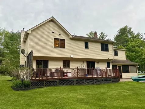 322 Farmer Drive St. Johnsbury VT 05819