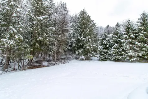 322 Farmer Drive St. Johnsbury VT 05819