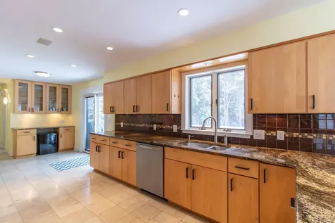 322 Farmer Drive St. Johnsbury VT 05819