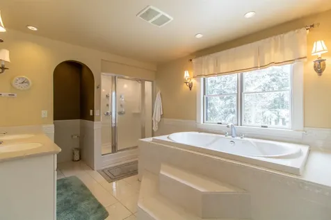 322 Farmer Drive St. Johnsbury VT 05819