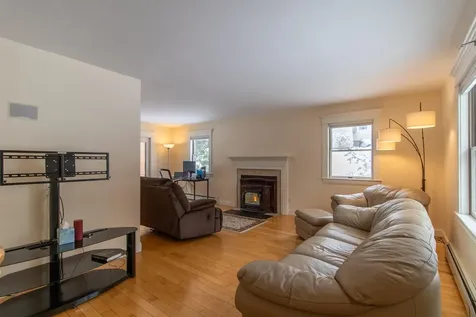 322 Farmer Drive St. Johnsbury VT 05819