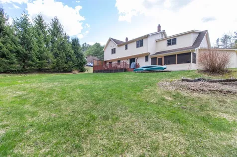 322 Farmer Drive St. Johnsbury VT 05819