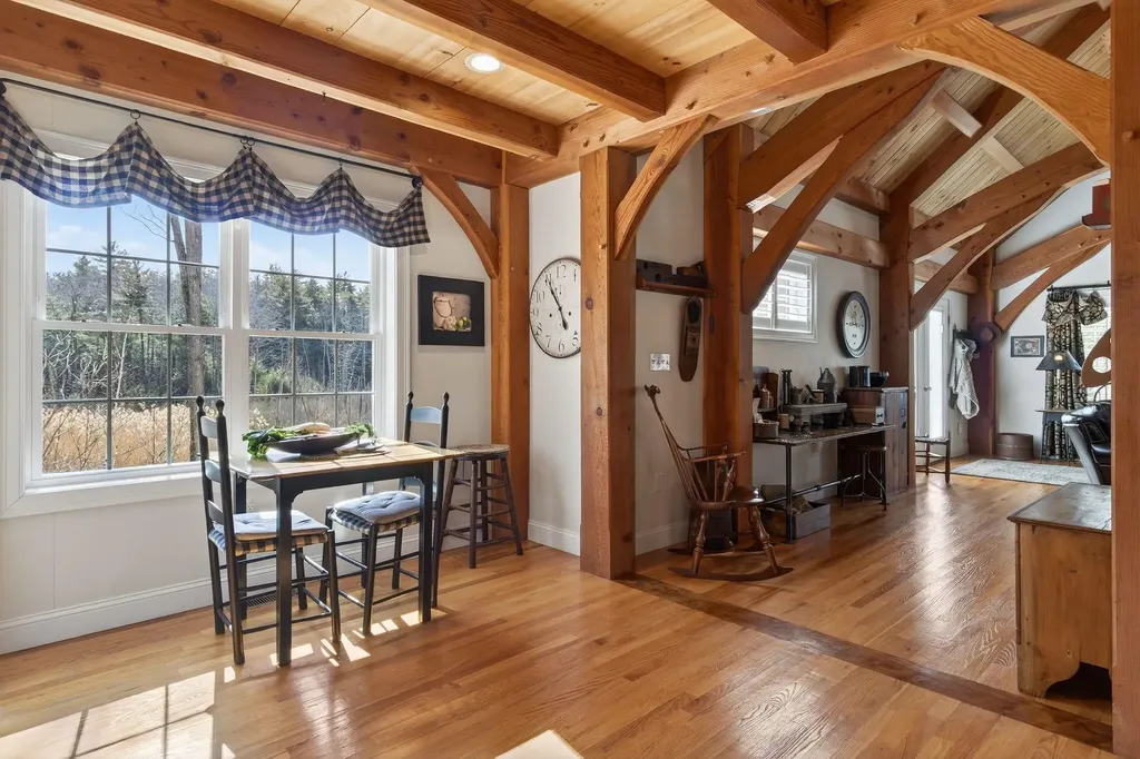 71 Odell Road Sandown NH 03873