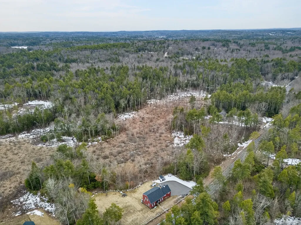 71 Odell Road Sandown NH 03873