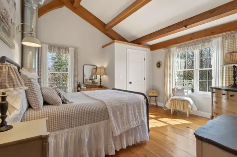 71 Odell Road Sandown NH 03873