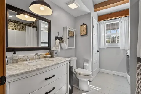 71 Odell Road Sandown NH 03873