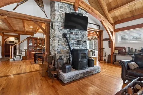 71 Odell Road Sandown NH 03873