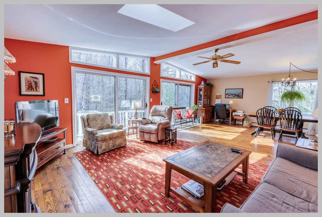 50 Pinnacle Road Campton NH 03223