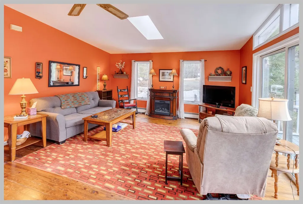 50 Pinnacle Road Campton NH 03223