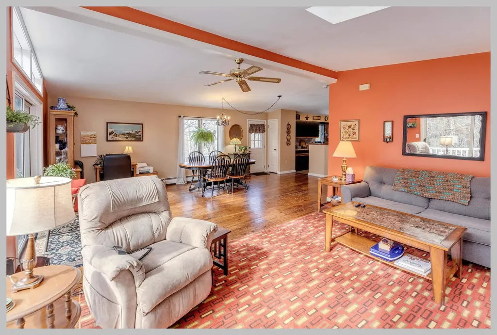 50 Pinnacle Road Campton NH 03223