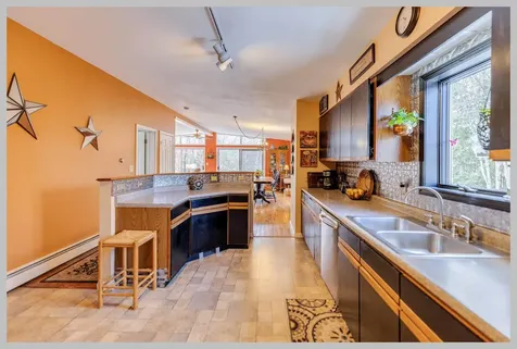 50 Pinnacle Road Campton NH 03223