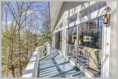 50 Pinnacle Road Campton NH 03223