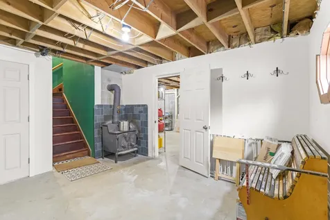 133 Reservoir Road Deering NH 03244