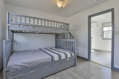 105 Conleys Grove Road Derry NH 03038