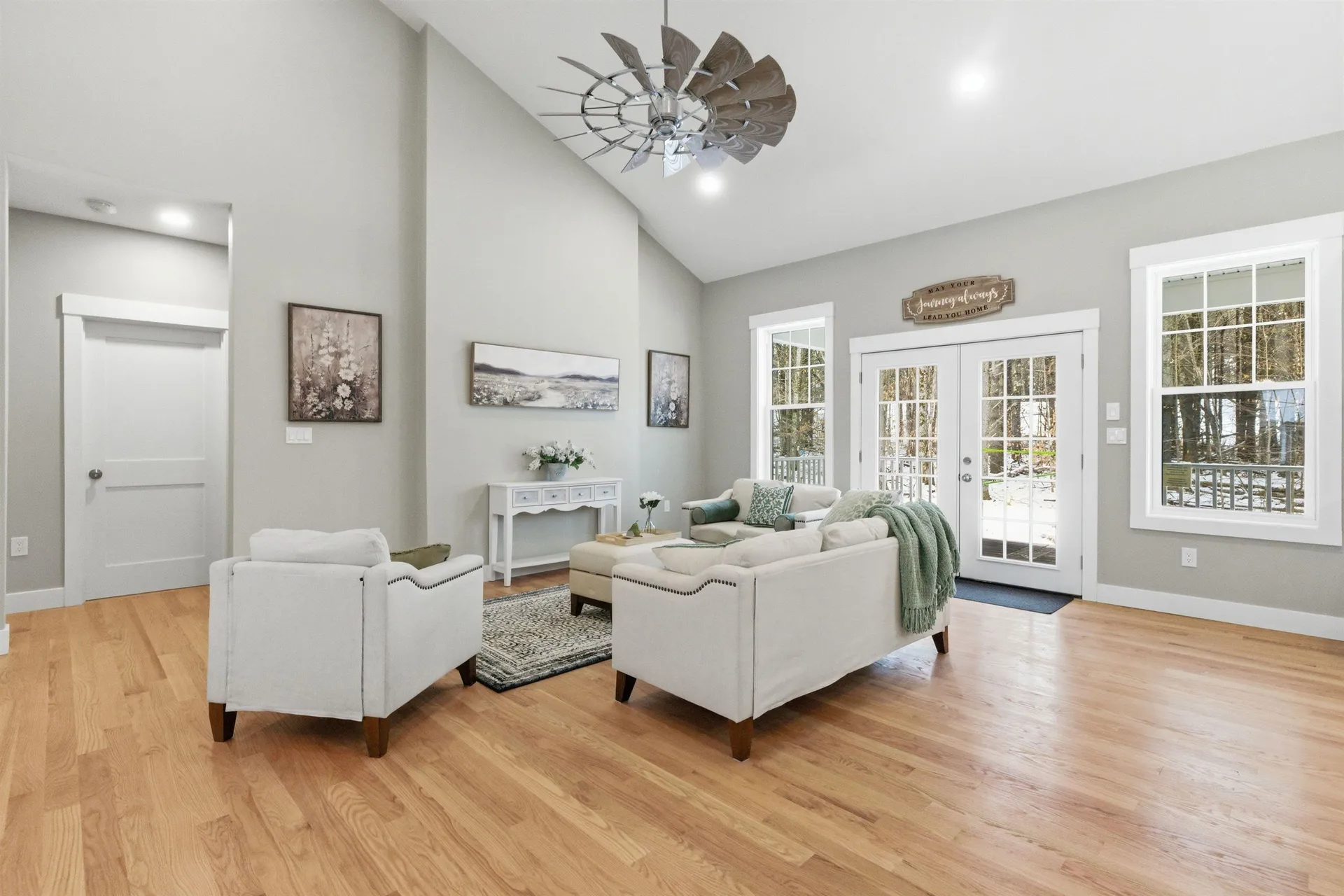 69 Lady Walsingham Way Laconia NH 03246