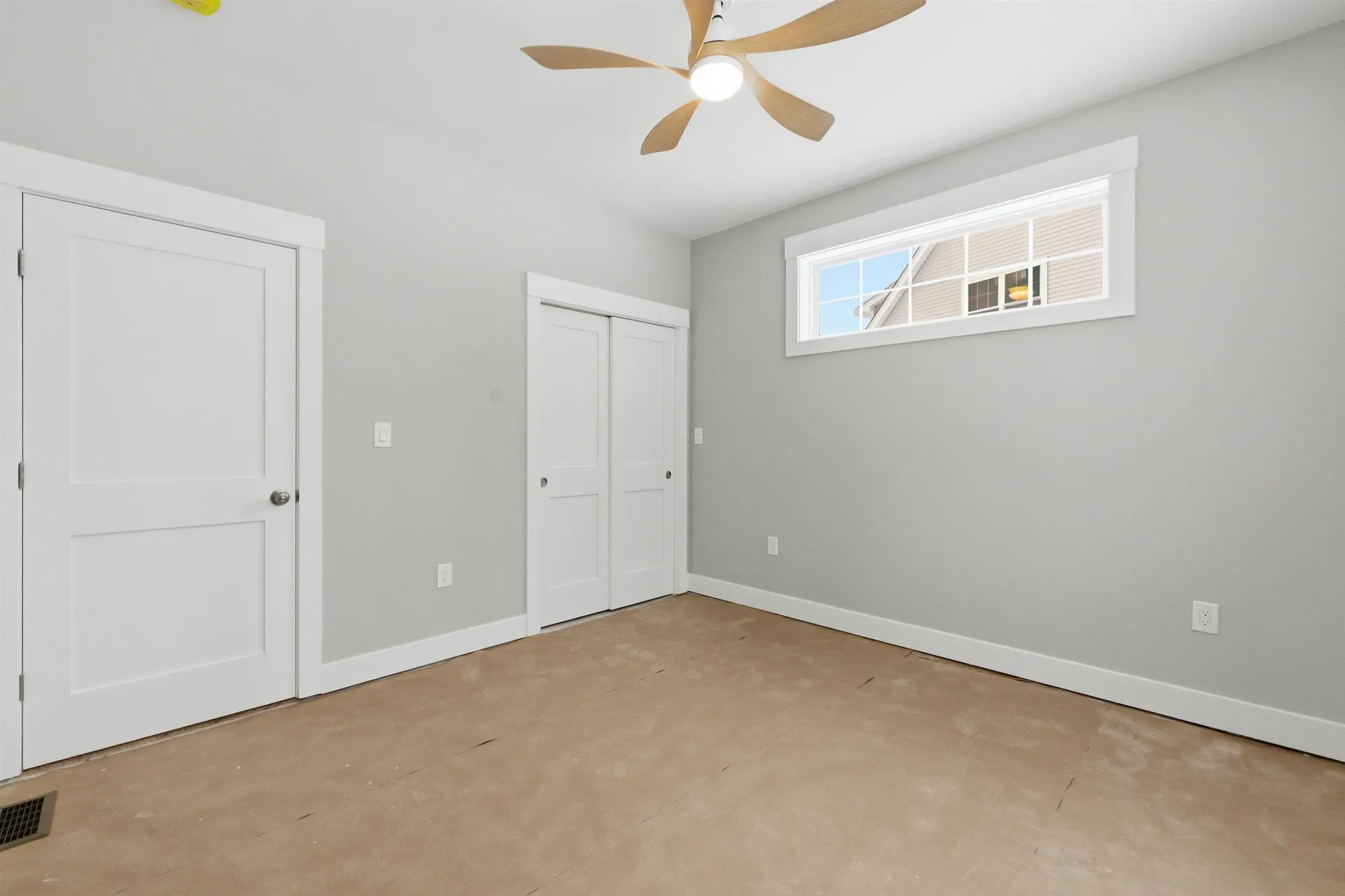 69 Lady Walsingham Way Laconia NH 03246