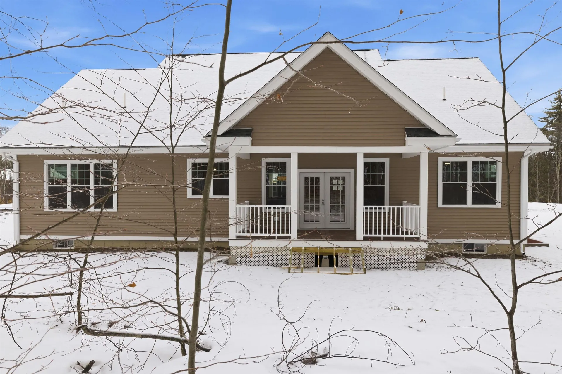 69 Lady Walsingham Way Laconia NH 03246