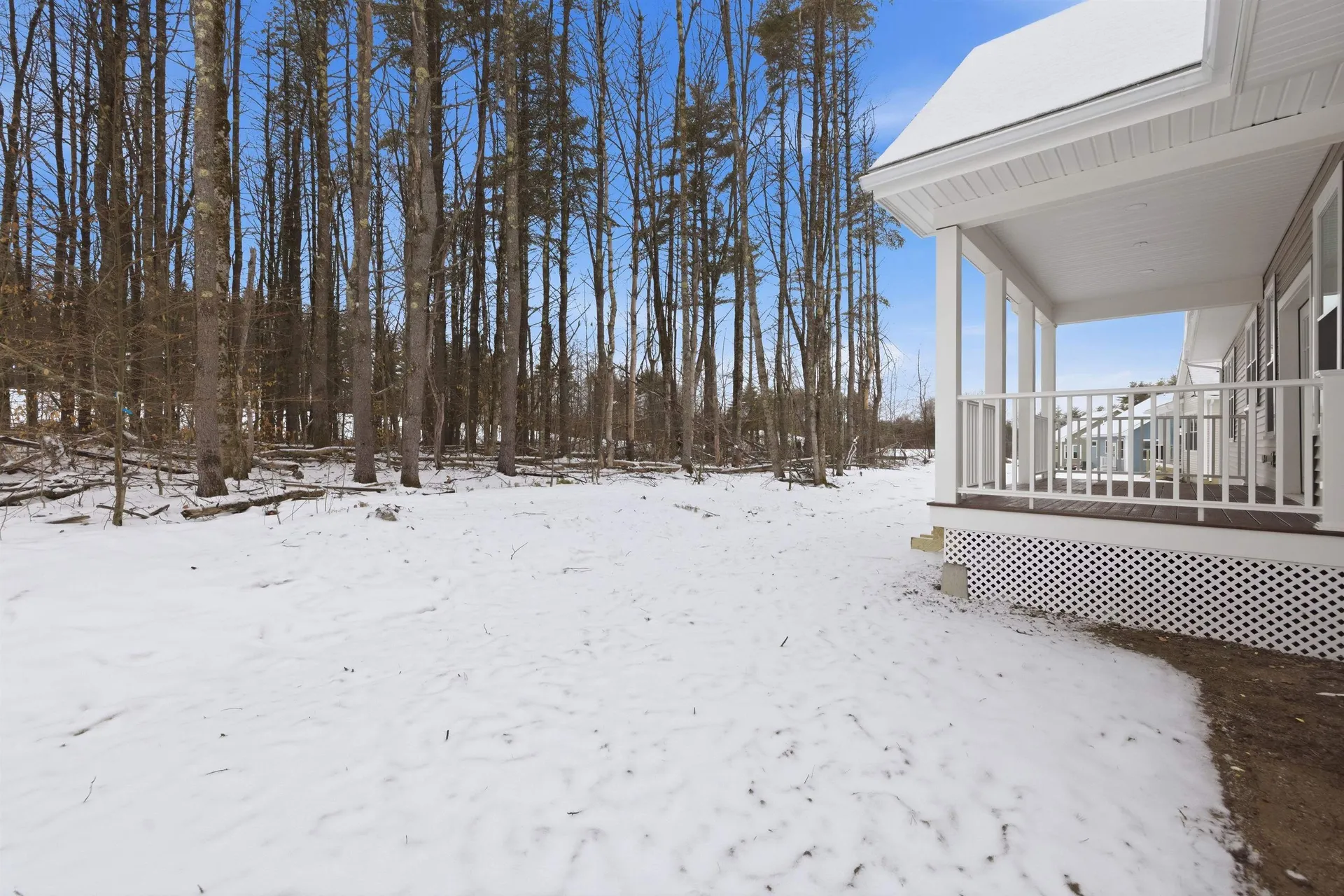 69 Lady Walsingham Way Laconia NH 03246